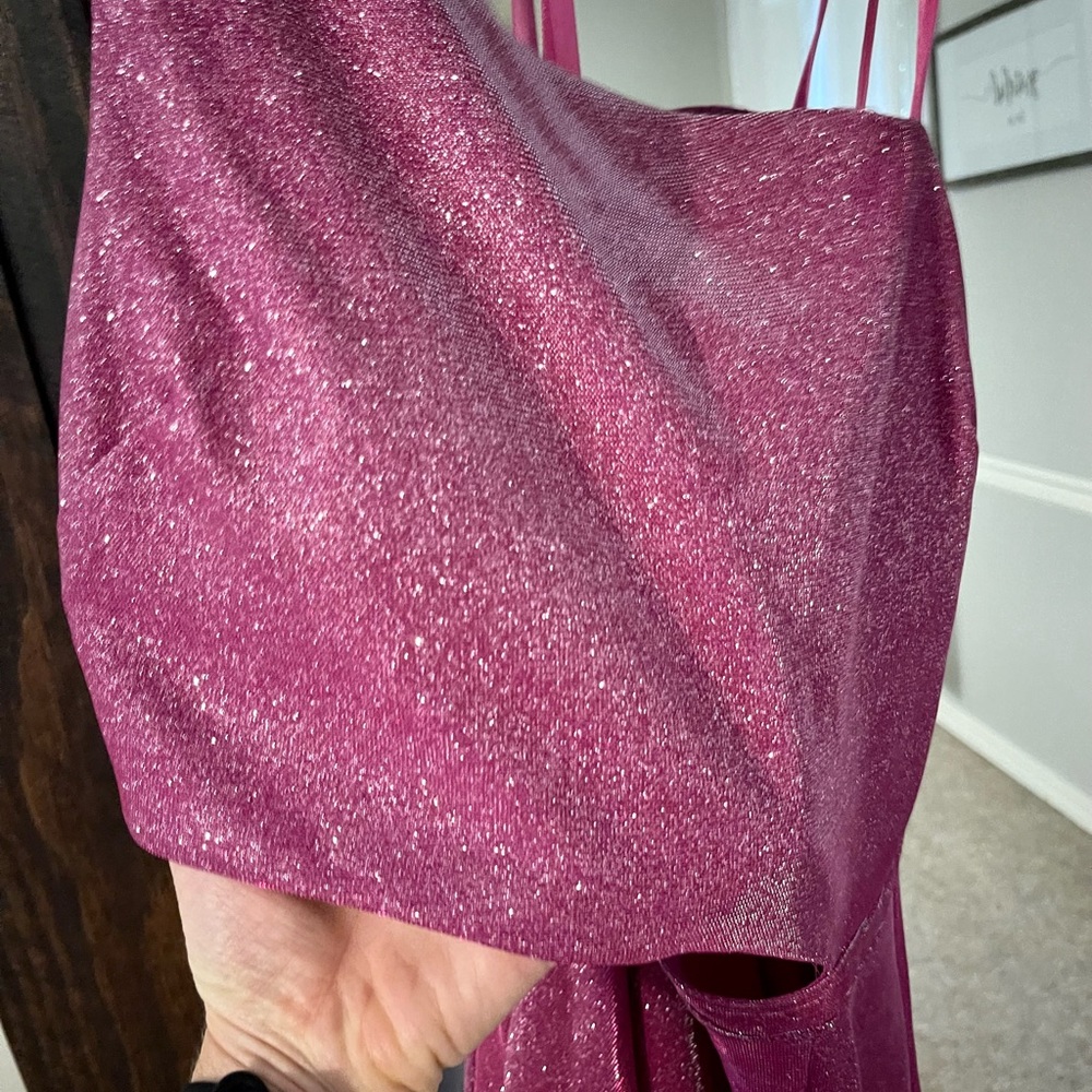 City Vibes magenta formal gown - Picture 7 of 10